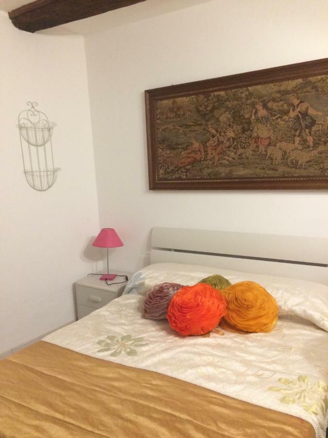 B B Griffondoro Bed & Breakfast Cantalupo Ligure Exterior photo